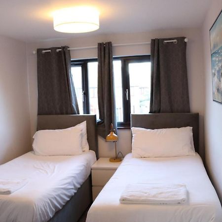 Garland Modern Apartment With Private Garden & Parking Dartford 5 Eksteriør billede