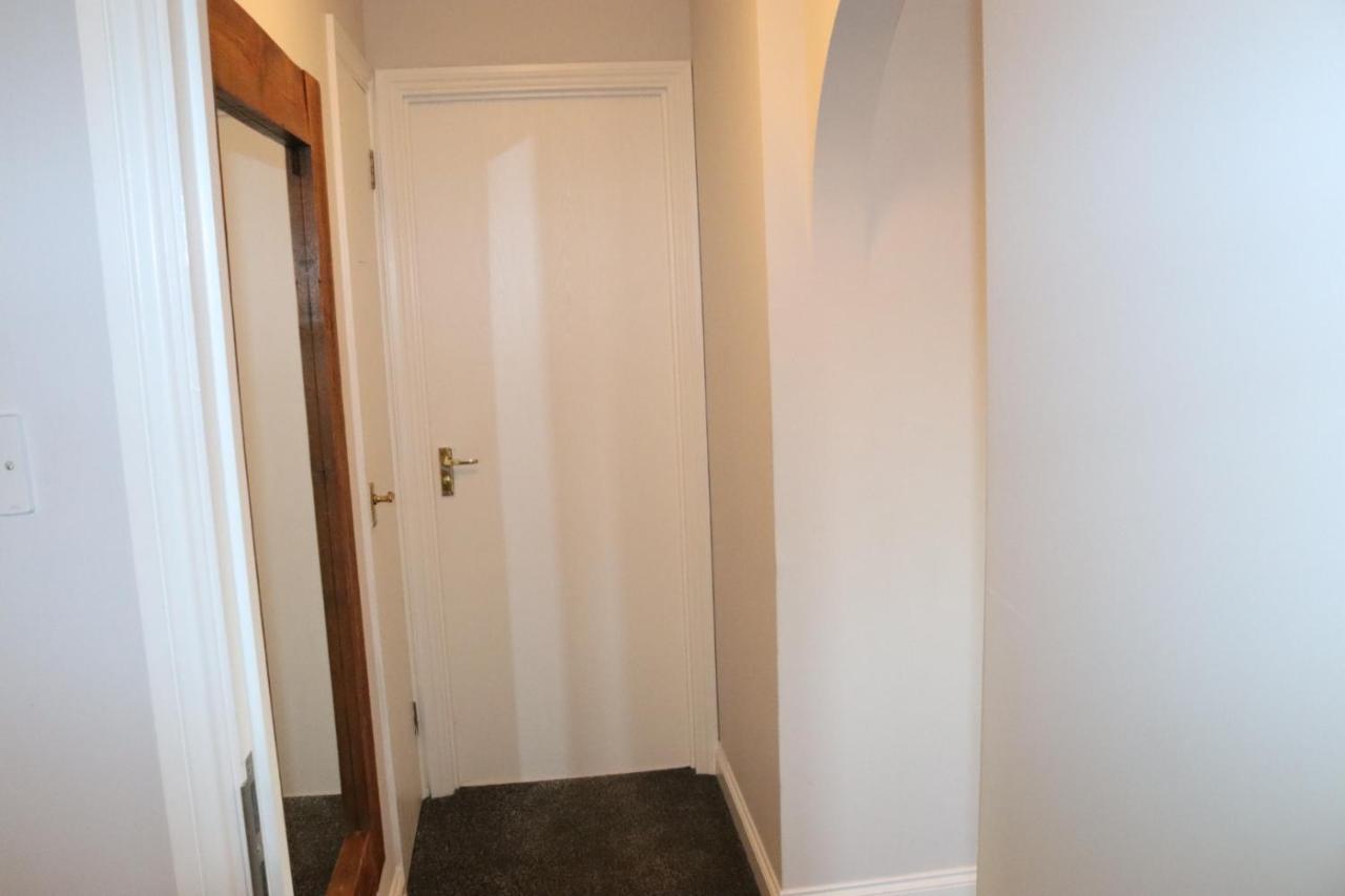 Garland Modern Apartment With Private Garden & Parking Dartford 5 Eksteriør billede