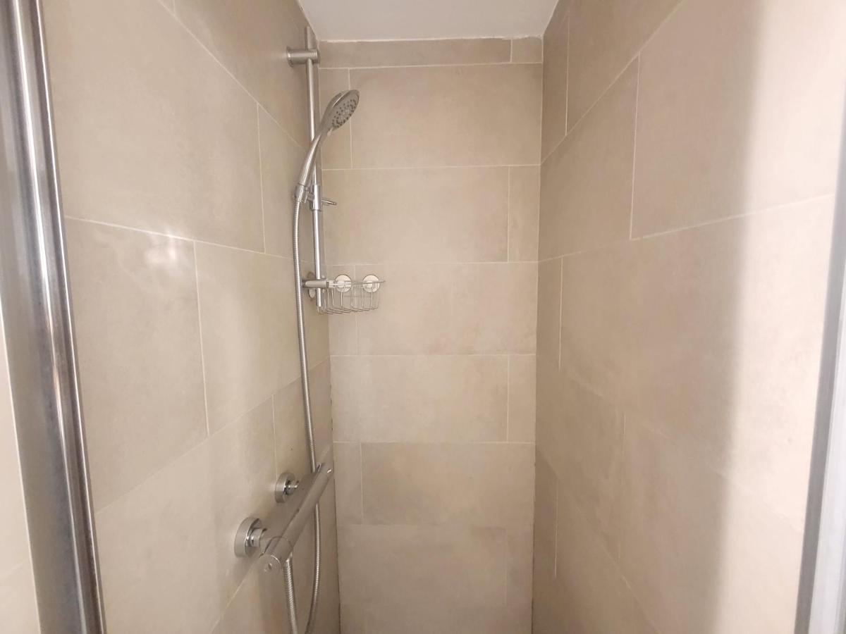 Garland Modern Apartment With Private Garden & Parking Dartford 5 Eksteriør billede