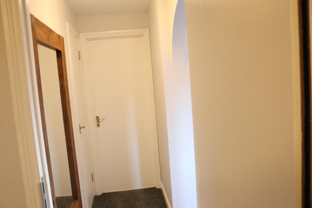 Garland Modern Apartment With Private Garden & Parking Dartford 5 Eksteriør billede